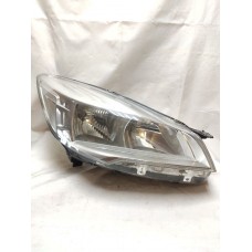 Headlight Right for Ford Focus Halogen since 2015 used Europe Original 1785350