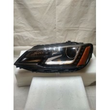 Headlight Right for Volkswagen Jetta DRL since 2011 Used USA 5C7941751G