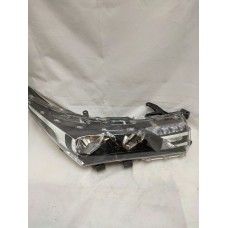 Headlight Right for Toyota Corolla LED DRL since 2014 used Europe Original 81130-02E70