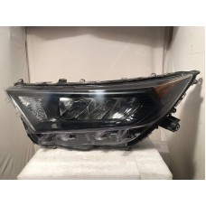 Фара Левая TOYOTA Rav 4 USA 2018 LED black рамка под стеклом! 811500R150