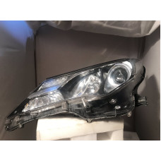 Headlight Left for Toyota Rav 4 Xenon DRL since 2013 Used Europe