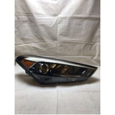 Headlight Right for Hyundai Tucson Halogen since 2015 Used USA