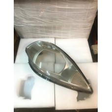 Headlight glass Right for Nissan Tiida since 2006 Used, Original