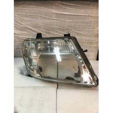 Headlight glass Right for Nissan Pothfinder Navara since 2003 Used, Original